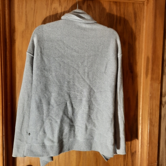Lululemon wrap it up cardigan size 8 - Picture 4 of 4